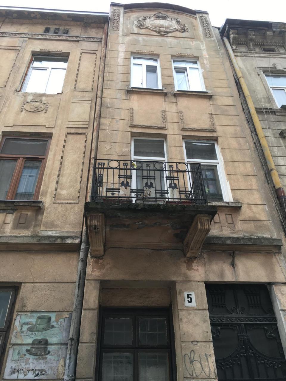 Deluxe Vesela 5 Lviv